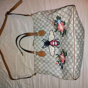 Gucci Beige and Brown Women's Bag with Embroidered Design